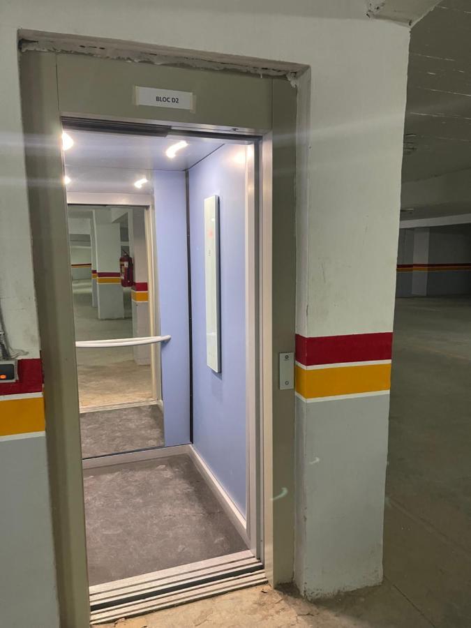 Appart A Cote De La Gare Du Train Marrákes Kültér fotó